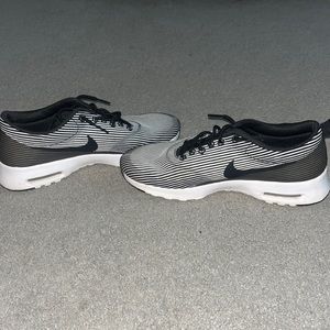 Nike Air Max Thea